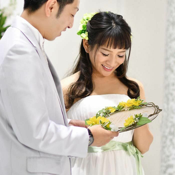 ひまわりをテーマにした結婚式にぴったりの結婚証明書