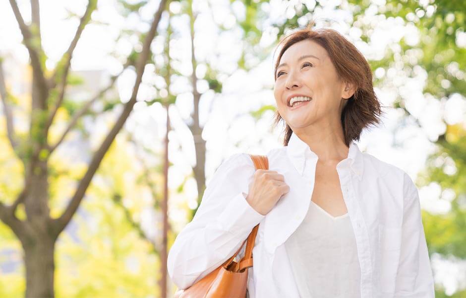 還暦を迎えてハツラツとした女性