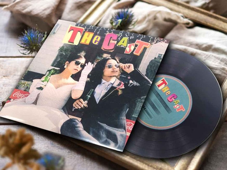 音楽好きの結婚式／ヴィンテージ感あふれるレコード型のプロフィールブック - おしゃれな結婚式を綴るコラム【ファルベ】